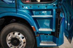 东风天龙KH 640马力 6X4 AMT自动档 牵引车 东风天龙KH 640马力 6X4 AMT自动档 牵引车