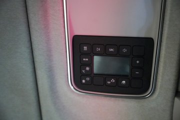 ��������KH 640���� 6X4 AMT�Զ��� ǣ����ͼƬ