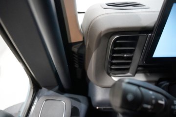 ��������KH 640���� 6X4 AMT�Զ��� ǣ����ͼƬ