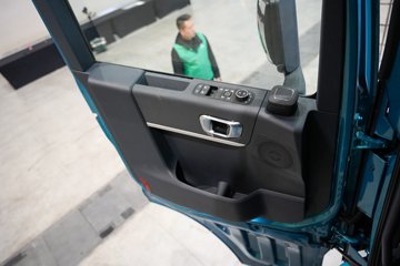 ��������KH 640���� 6X4 AMT�Զ��� ǣ����ͼƬ