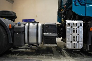 ��������KH 640���� 6X4 AMT�Զ��� ǣ����ͼƬ