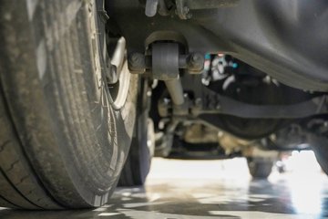 ��������KH 640���� 6X4 AMT�Զ��� ǣ����ͼƬ