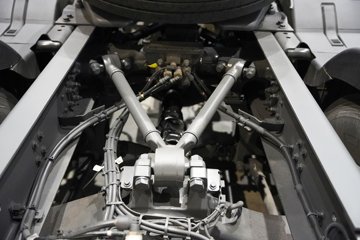 ��������KH 640���� 6X4 AMT�Զ��� ǣ����ͼƬ