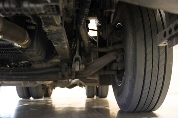 ��������KH 640���� 6X4 AMT�Զ��� ǣ����ͼƬ