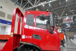 东风天锦KR&nbsp;平板运输车外观图片