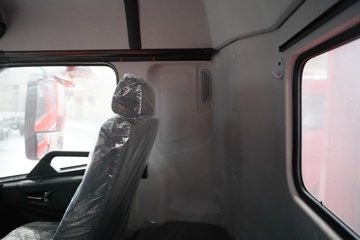 �������ó� ���KR 260���� 4X2 ƽ�����䳵ͼƬ