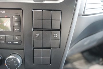 �������ó� ���KR 260���� 4X2 ƽ�����䳵ͼƬ