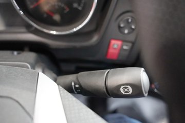 �������ó� ���KR 260���� 4X2 ƽ�����䳵ͼƬ