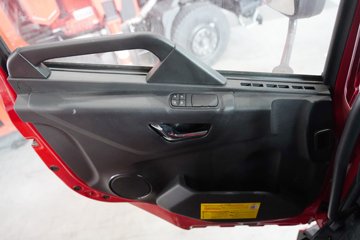 �������ó� ���KR 260���� 4X2 ƽ�����䳵ͼƬ