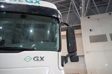 ���������콢KX 14.5L LNG 630���� 6X4 Ӯ�� AMT����һ�� ǣ����ͼƬ