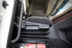 东风天龙旗舰KX 14.5L LNG 630马力 6X4 赢动 AMT手自一体 牵引车