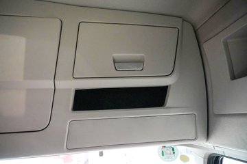 ���������콢KX 14.5L LNG 630���� 6X4 Ӯ�� AMT����һ�� ǣ����ͼƬ