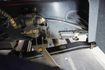 ���������콢KX 14.5L LNG 630���� 6X4 Ӯ�� AMT����һ�� ǣ����ͼƬ