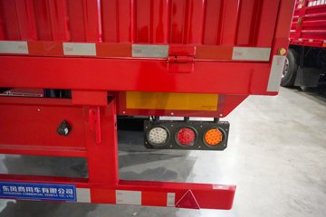 ���������콢KX 14.5L LNG 630���� 6X4 Ӯ�� AMT����һ�� ǣ����ͼƬ