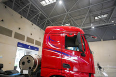 东风天龙KL 12.9L LNG 520马力 6X4 东风14档 牵引车