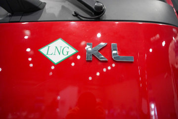 ��������KL 12.9L LNG 520���� 6X4 ����14�� ǣ����ͼƬ