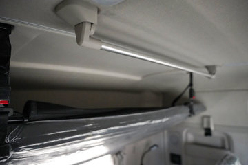 ��������KL 12.9L LNG 520���� 6X4 ����14�� ǣ����ͼƬ