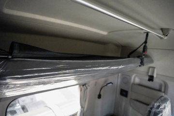 ��������KL 12.9L LNG 520���� 6X4 ����14�� ǣ����ͼƬ