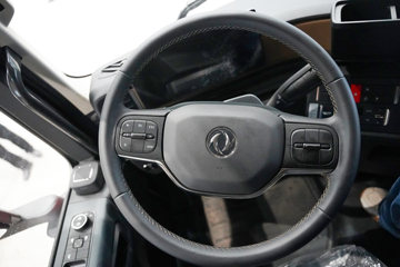 ��������KL 12.9L LNG 520���� 6X4 ����14�� ǣ����ͼƬ