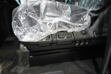 ��������KL 12.9L LNG 520���� 6X4 ����14�� ǣ����ͼƬ