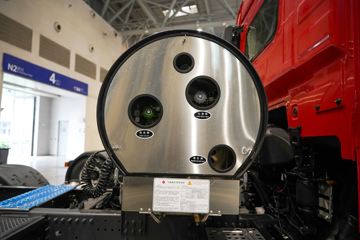 ��������KL 12.9L LNG 520���� 6X4 ����14�� ǣ����ͼƬ