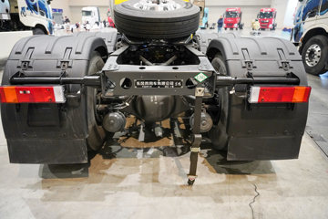 ��������KL 12.9L LNG 520���� 6X4 ����14�� ǣ����ͼƬ