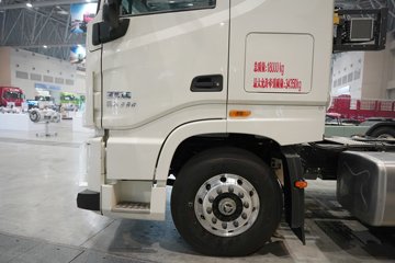 �������ó� �����콢KX ���߰� 12.5L���� 580���� 4X2 AMT�Զ��� ǣ����ͼƬ