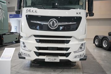 �������ó� �����콢KX ���߰� 12.5L���� 580���� 4X2 AMT�Զ��� ǣ����ͼƬ