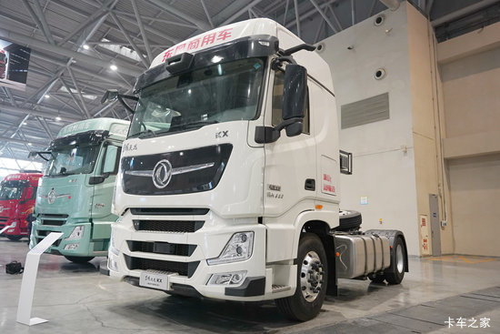 �������ó� �����콢KX ���߰� 12.5L���� 580���� 4X2 AMT�Զ��� ǣ����