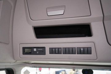 �������ó� �����콢KX ���߰� 12.5L���� 580���� 4X2 AMT�Զ��� ǣ����ͼƬ