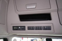 东风商用车 天龙旗舰KX 王者版 12.5L柴油 580马力 4X2 AMT自动档 牵引车 东风商用车 天龙旗舰KX 王者版 12.5L柴油 580马力 4X2 AMT自动档 牵引车