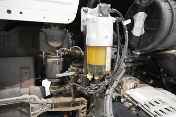 �������ó� �����콢KX ���߰� 12.5L���� 580���� 4X2 AMT�Զ��� ǣ����ͼƬ