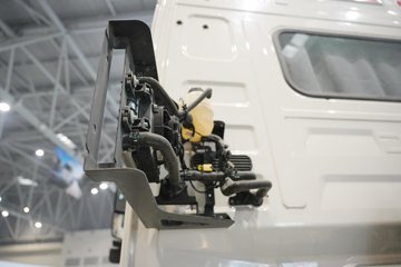 �������ó� �����콢KX ���߰� 12.5L���� 580���� 4X2 AMT�Զ��� ǣ����ͼƬ