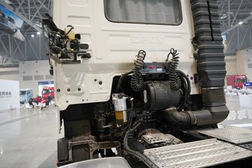 �������ó� �����콢KX ���߰� 12.5L���� 580���� 4X2 AMT�Զ��� ǣ����ͼƬ