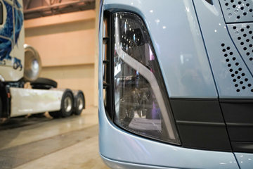 ��������KH 14.5L LNG 630���� 6X4 Ӯ��14�� AMT�Զ��� ǣ����ͼƬ