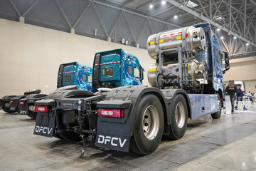 ��������KH 14.5L LNG 630���� 6X4 Ӯ��14�� AMT�Զ��� ǣ����ͼƬ