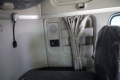 东风天龙KH 14.5L LNG 630马力 6X4 赢动14档 AMT自动档 牵引车