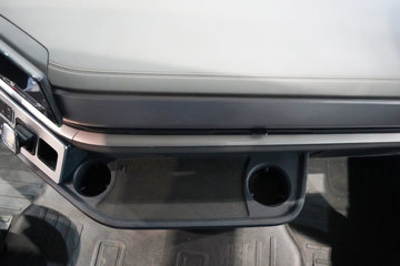 ��������KH 14.5L LNG 630���� 6X4 Ӯ��14�� AMT�Զ��� ǣ����ͼƬ