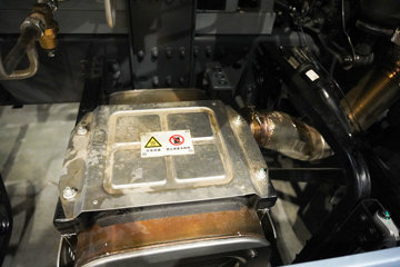 ��������KH 14.5L LNG 630���� 6X4 Ӯ��14�� AMT�Զ��� ǣ����ͼƬ