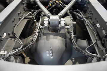 ��������KH 14.5L LNG 630���� 6X4 Ӯ��14�� AMT�Զ��� ǣ����ͼƬ