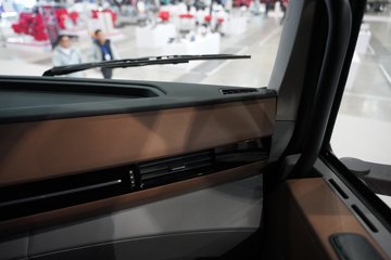 �������ó� �����콢KX ���߰� 12.9L���� 580���� 8X4 ����12�� AMT�Զ��� 9.4�ײ�դʽ�ػ���ͼƬ