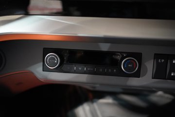 �������ó� �����콢KX ���߰� 12.9L���� 580���� 8X4 ����12�� AMT�Զ��� 9.4�ײ�դʽ�ػ���ͼƬ