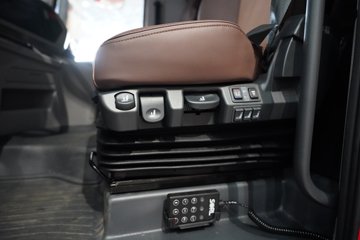 �������ó� �����콢KX ���߰� 12.9L���� 580���� 8X4 ����12�� AMT�Զ��� 9.4�ײ�դʽ�ػ���ͼƬ