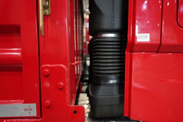 �������ó� �����콢KX ���߰� 12.9L���� 580���� 8X4 ����12�� AMT�Զ��� 9.4�ײ�դʽ�ػ���ͼƬ