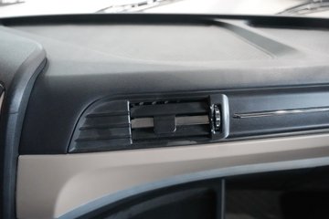 �������ó� ����KL ������2.0 7.5L���� 385���� 6X2 ��ʿ��9�� 9.6����ʽ�ػ���ͼƬ