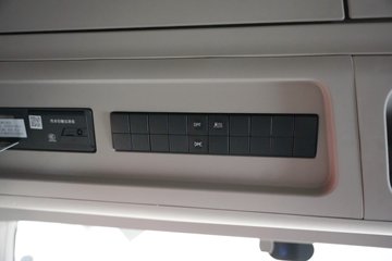 �������ó� ����KL ������2.0 7.5L���� 385���� 6X2 ��ʿ��9�� 9.6����ʽ�ػ���ͼƬ