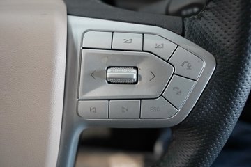 �������ó� ����KL ������2.0 7.5L���� 385���� 6X2 ��ʿ��9�� 9.6����ʽ�ػ���ͼƬ