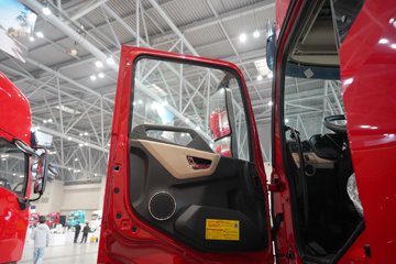 �������ó� ����KL ������2.0 7.5L���� 385���� 6X2 ��ʿ��9�� 9.6����ʽ�ػ���ͼƬ