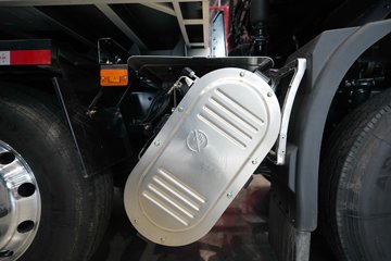 �������ó� ����KL ������2.0 7.5L���� 385���� 6X2 ��ʿ��9�� 9.6����ʽ�ػ���ͼƬ