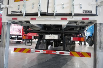 �������ó� ����KL ������2.0 7.5L���� 385���� 6X2 ��ʿ��9�� 9.6����ʽ�ػ���ͼƬ